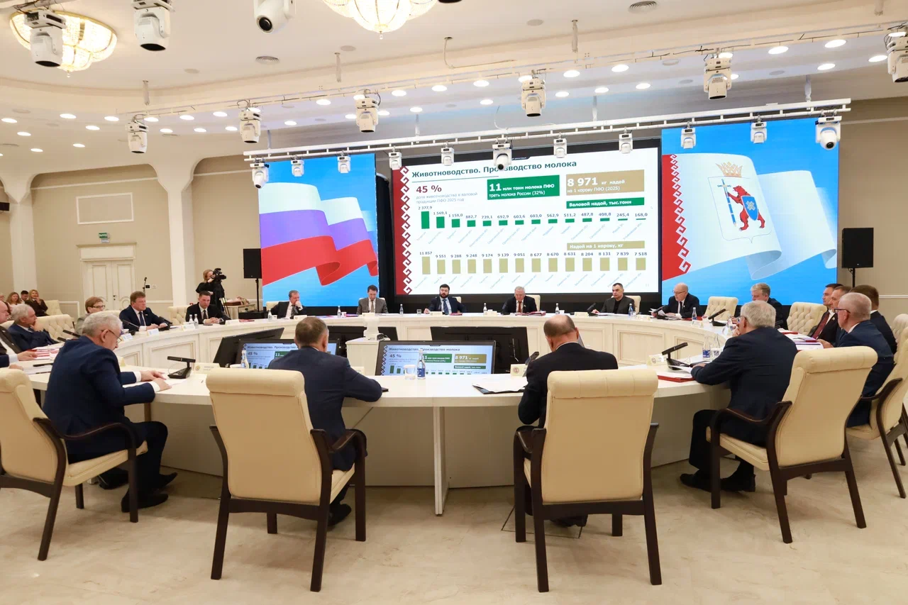  Законодатели Приволжского федерального округа обсудили в Йошкар-Оле вопросы продовольственной безопасности и развития сельских территорий