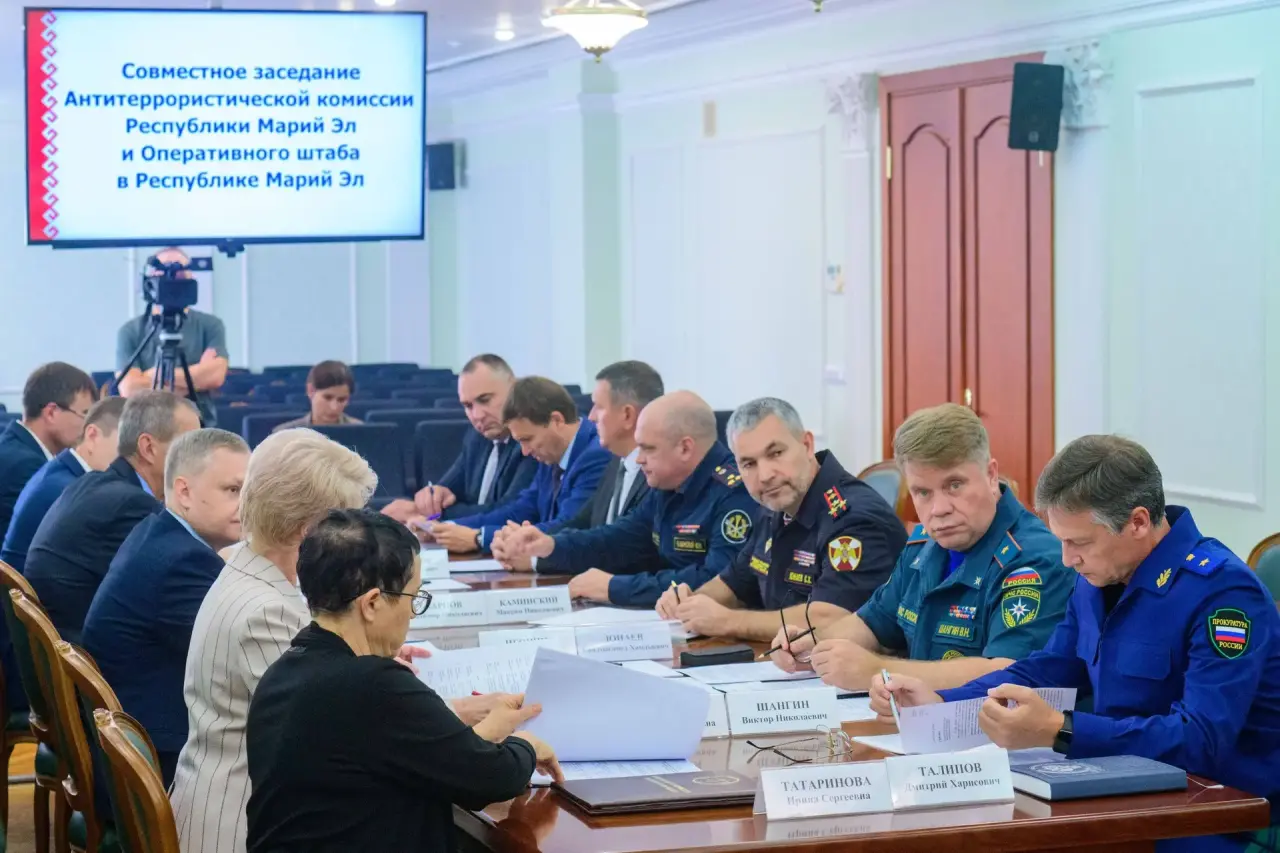 Председатель Государственного Собрания Михаил Васютин принял участие в совместном заседании Антитеррористической комиссии и Оперативного штаба