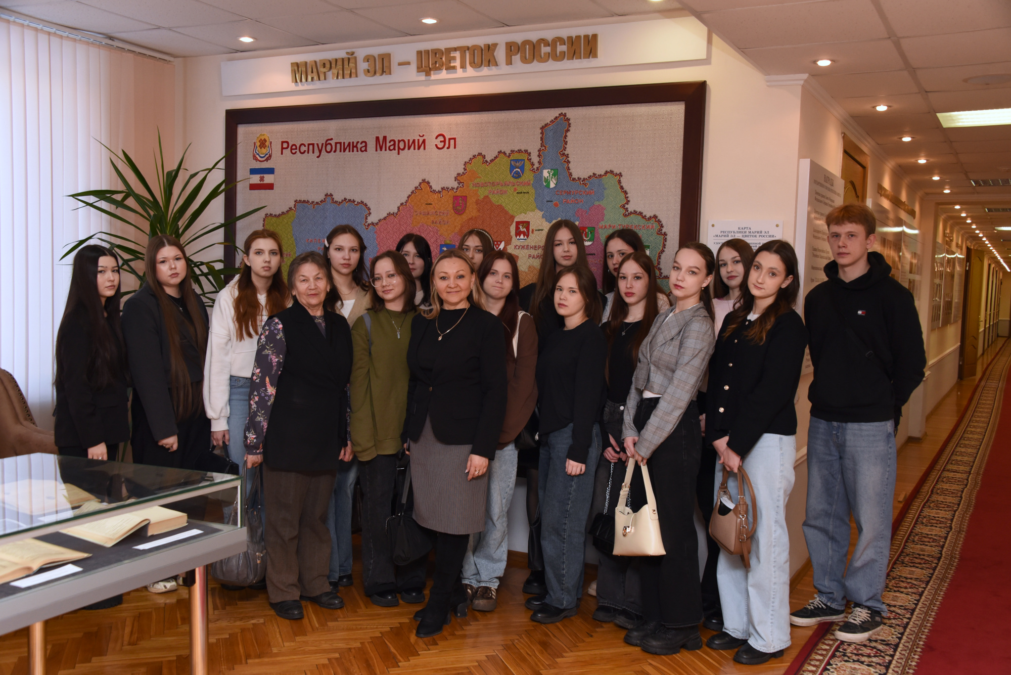 В рамках Недели парламентаризма  в Государственном Собрании прошли тематические экскурсии