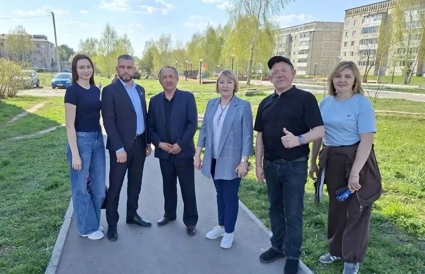 Лариса Яковлева провела рабочий день  в Волжском муниципальном округе