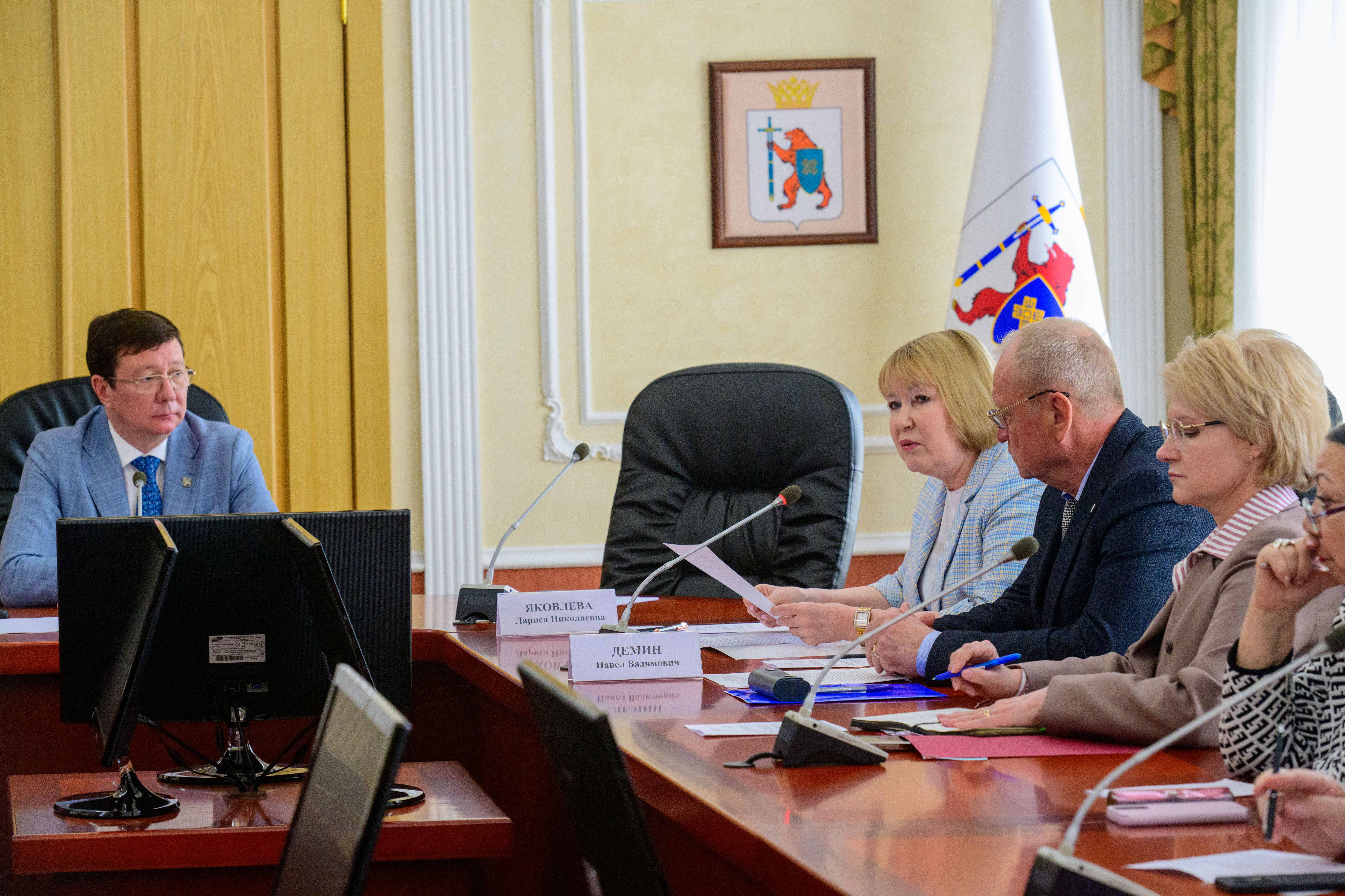 Первый вице-спикер Госсобрания Лариса Яковлева рассказала о проектах в сфере единства народов на заседании Правительственной комиссии по госнацполитике