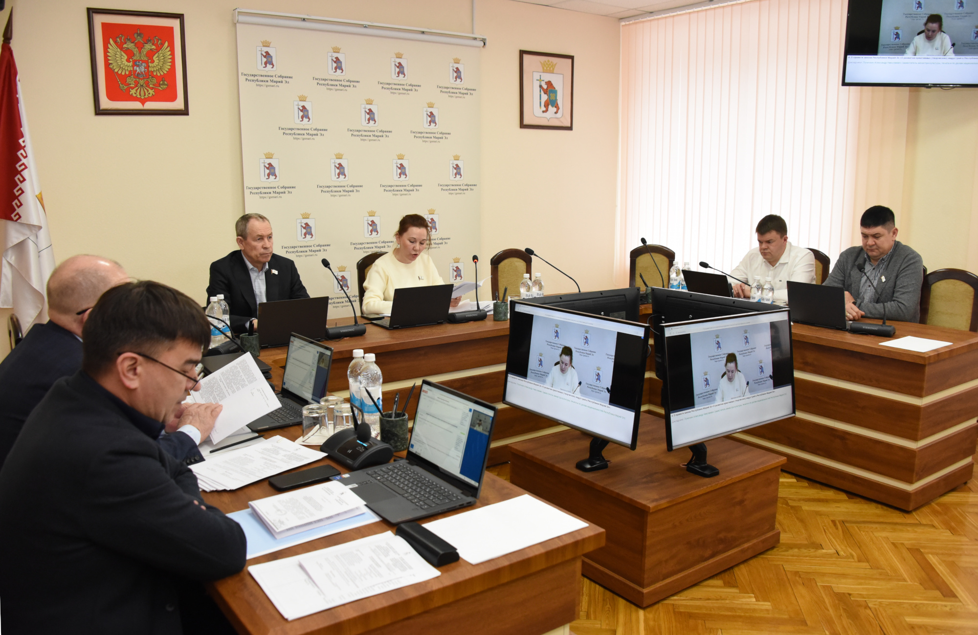  Аграрный комитет одобрил новые меры соцподдержки участников СВО при покупке древесины