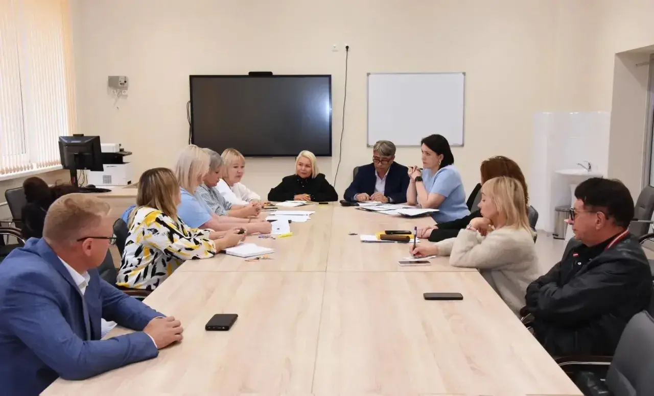 Депутаты Госсобрания и педагоги обсудили внедрение национального компонента в школах Йошкар-Олы