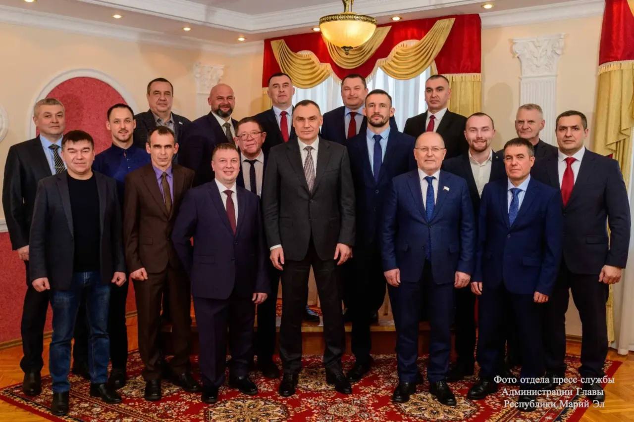 Участники программы "Герои Марий Эл" подвели её промежуточные итоги и внесли свои инициативы