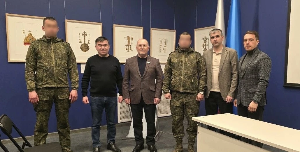 Делегация марийского парламента встретилась с бойцами в ЛНР с гуманитарной миссией