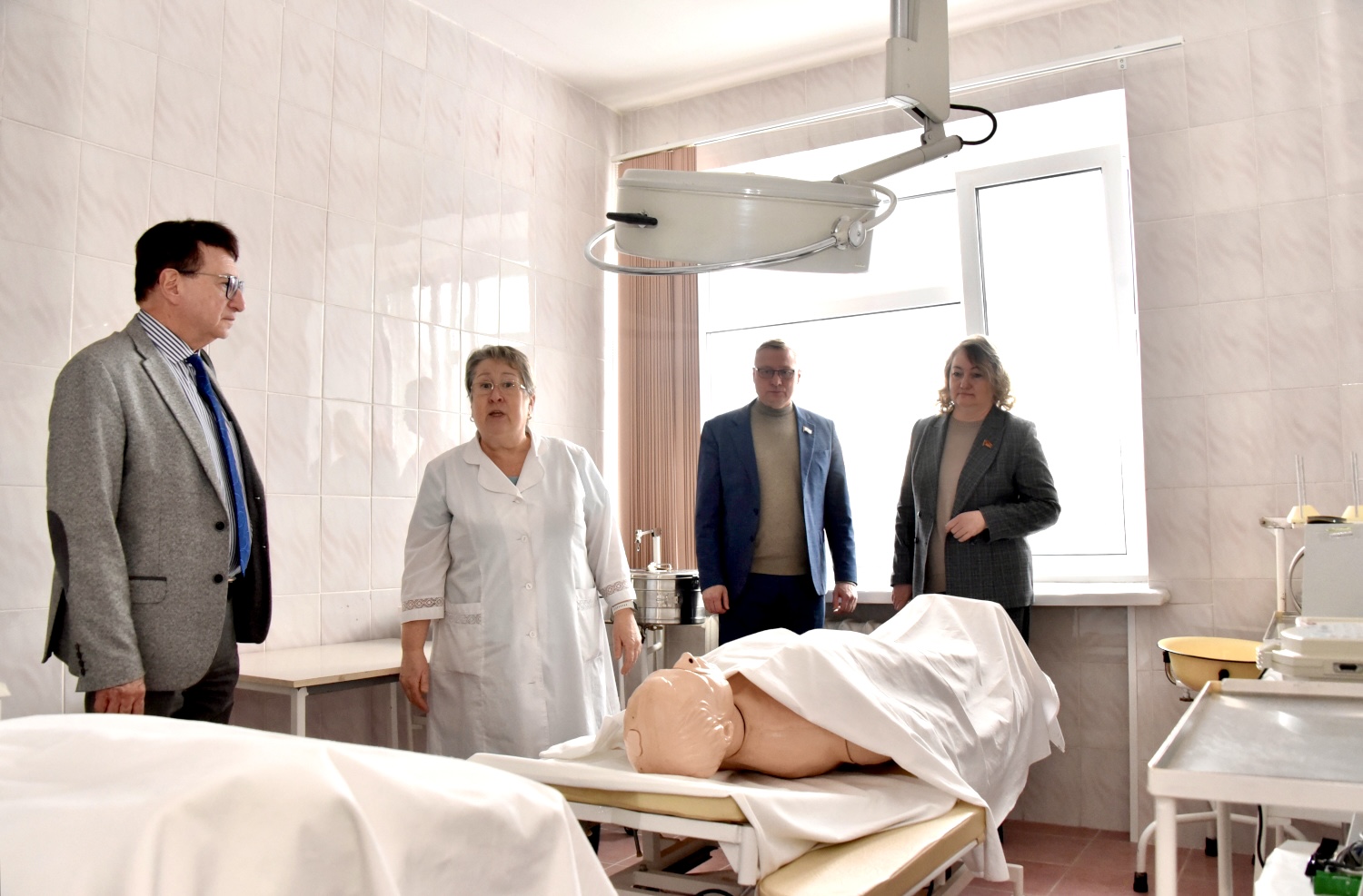 Депутаты проанализировали кадровую ситуацию в здравоохранении: от дефицита врачей на селе  до создания «цифрового следа» медработника