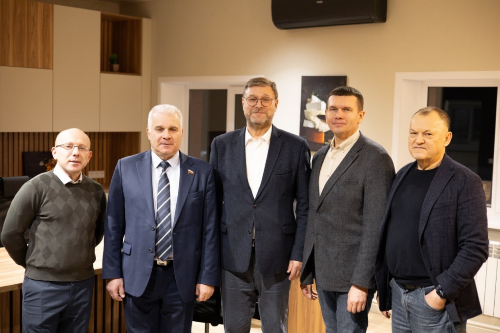 Цена успеха: сенаторы от Марий Эл посетили кондитерское производство Сернурского сырзавода