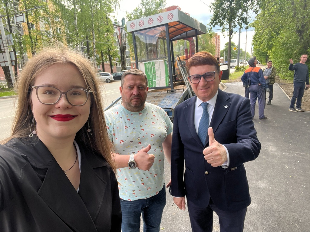 Пейсахович и Дорогова.jpg