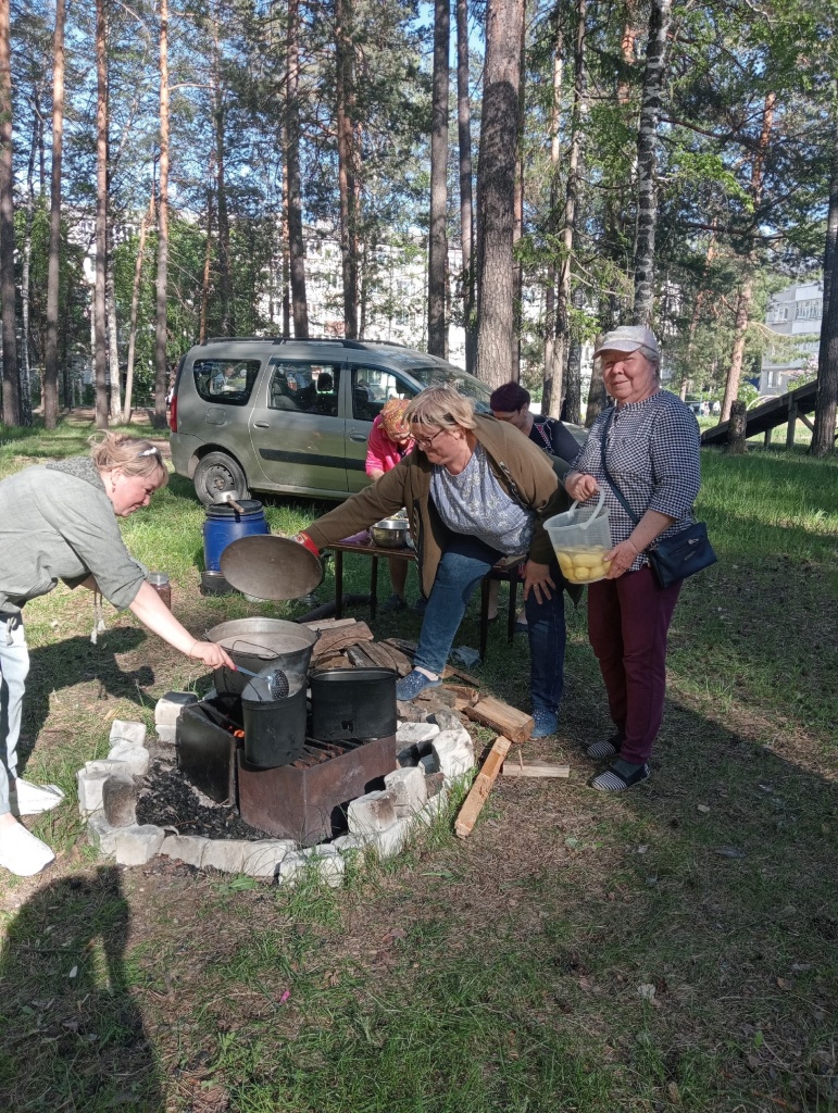 Козлова_день соседей.jpg