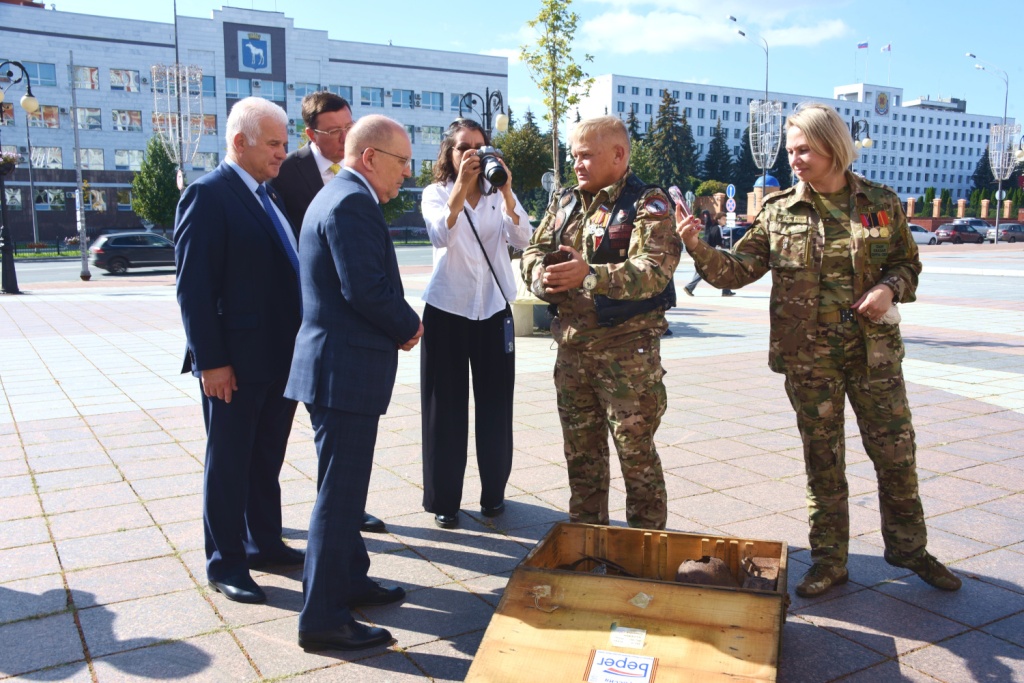 Капсула с землей с "Невского пятачка" доставлена в Йошкар-Олу