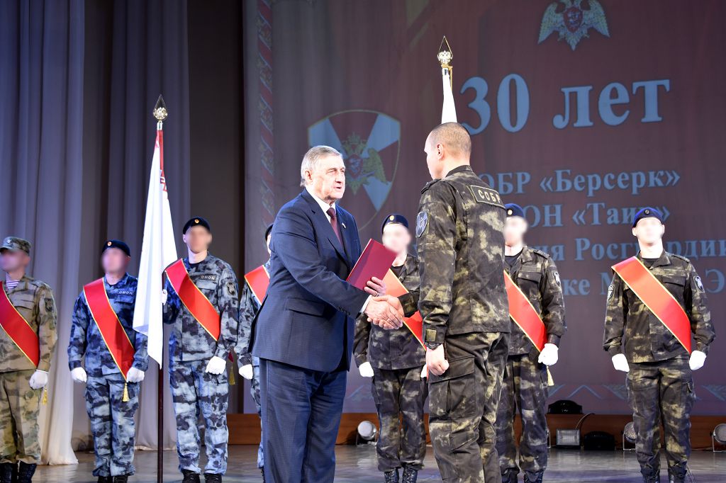 Председатель поздравил сотрудников Росгвардии