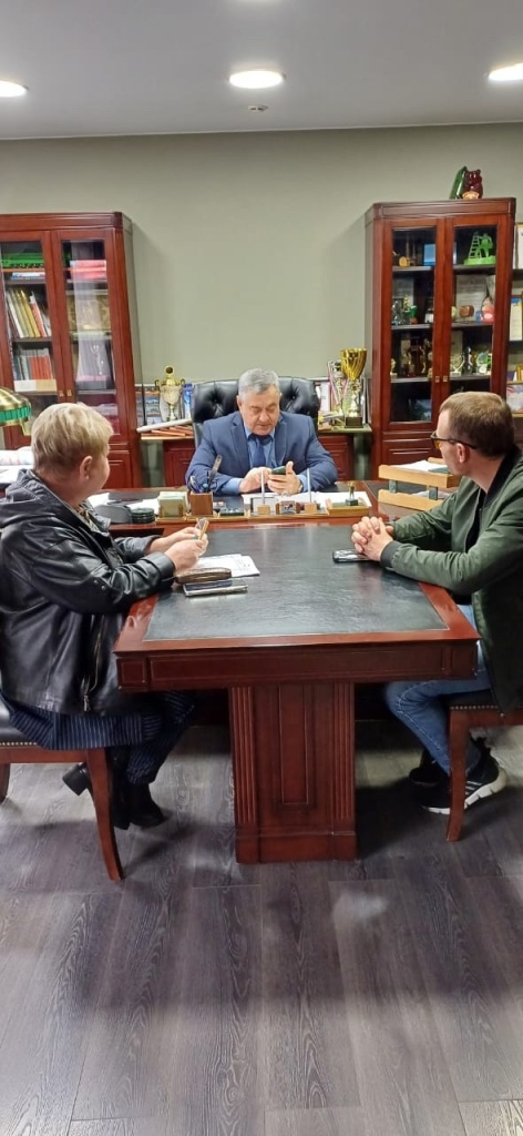 Муталиев_прием.jpg