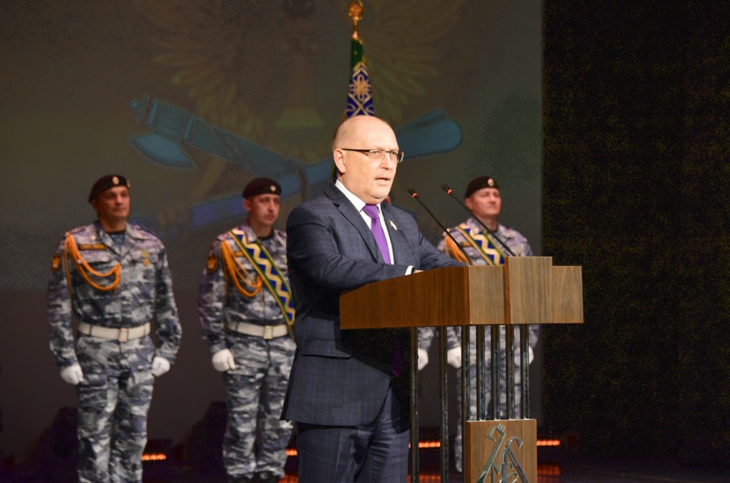 Михаил Васютин: «Исполнение судебных решений – это гарантия защиты прав граждан, основа авторитета закона»