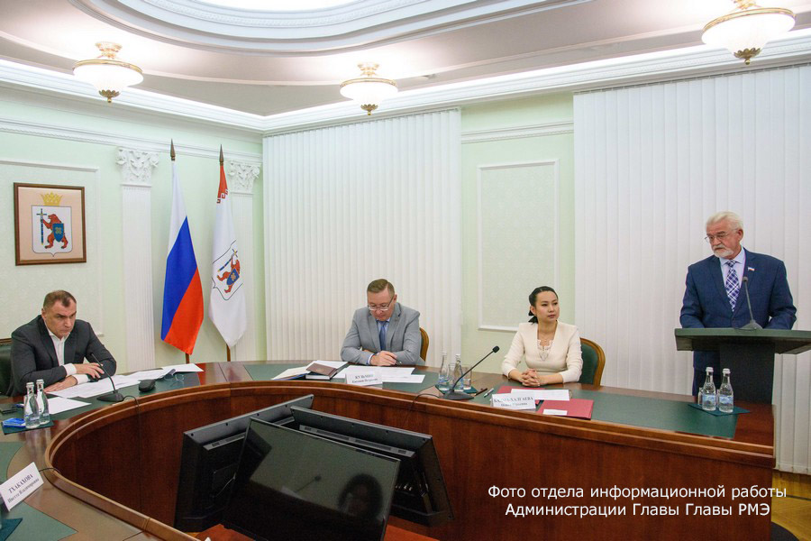 Руководители фракций приняли участие в заседании Координационного совета