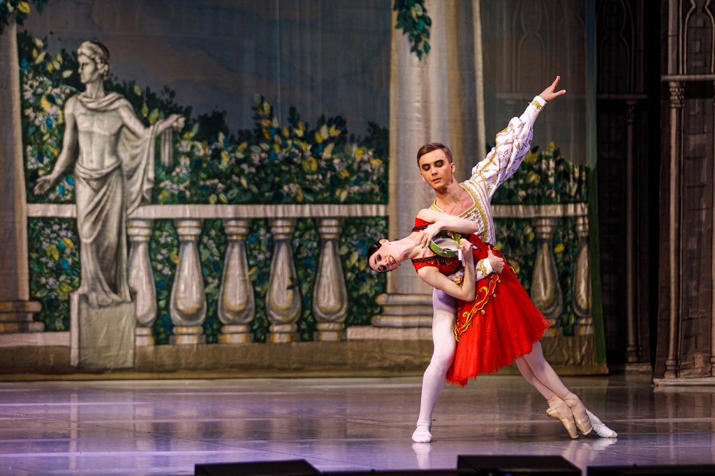 Балет марийского театра "Эсмеральда" – на московской сцене