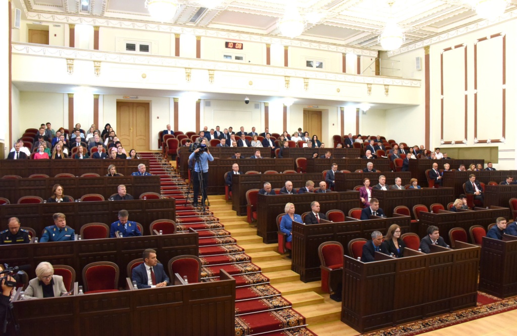  Более чем на 5 млрд рублей увеличен объем средств в текущем году на меры соцподдержки в связи с проведением СВО, поддержку АПК, развитие туризма, инвестпроекты, строительство объектов здравоохранения, модернизацию систем ЖКХ