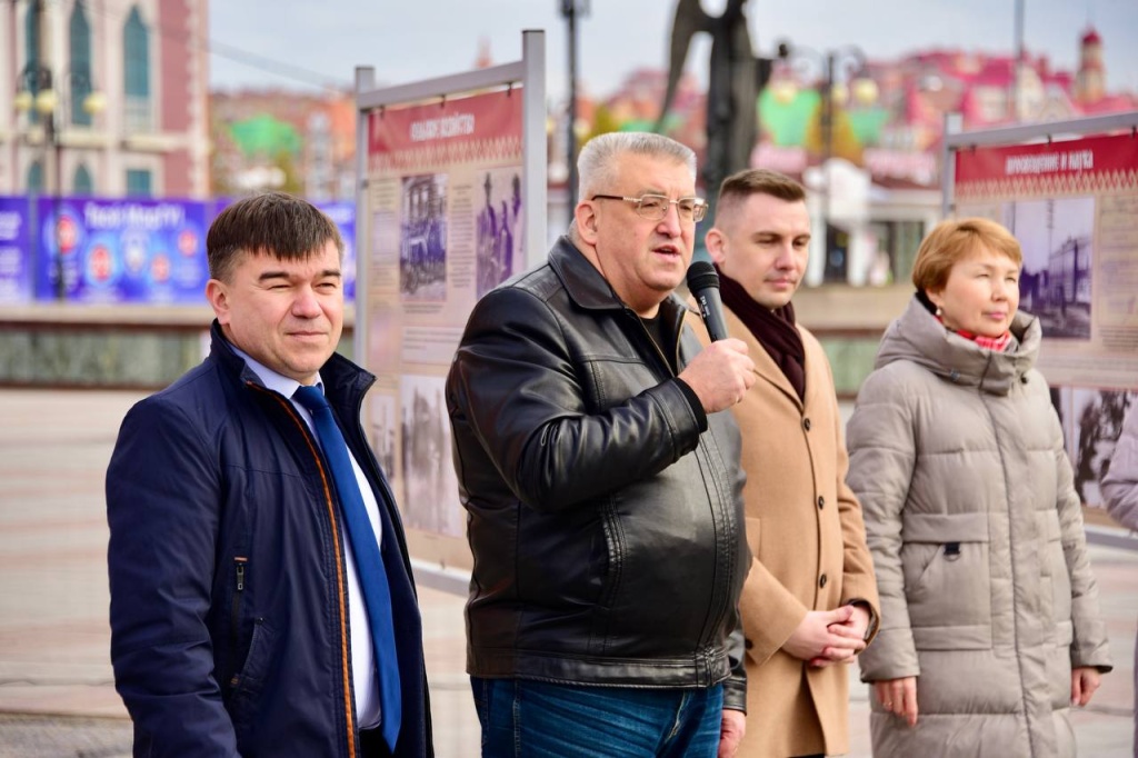 К 105-летию Марий Эл: выставка "И дольше века длится…" - отражение первого этапа истории нашей республики