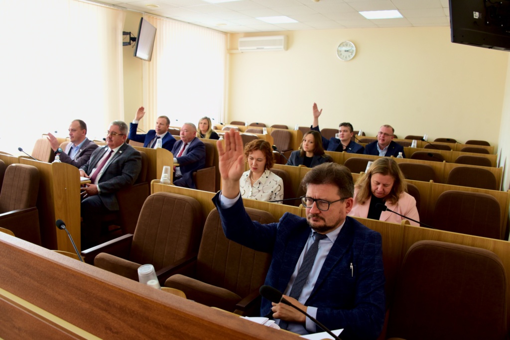 Увеличение штрафов за административные правонарушения, расширение полномочий республики в сфере культуры,  объединение ряда населенных пунктов Новоторъяльского района: в Госсобрании продолжается подготовка к сессии