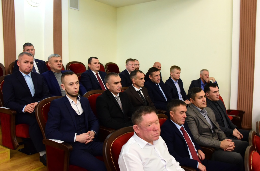  В сессии парламента приняли участие  участники региональной кадровой программы "Герои Марий Эл. Талешке-влак" 