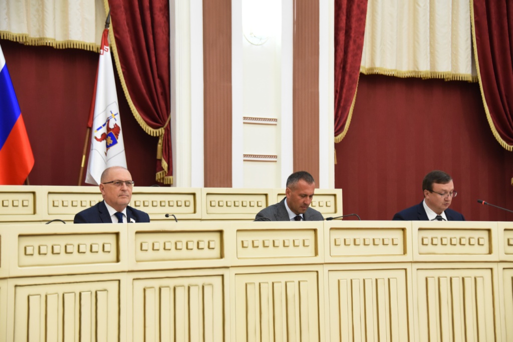 Михаил Васютин поблагодарил работников лесного хозяйства за вклад в сохранение и приумножение лесных богатств