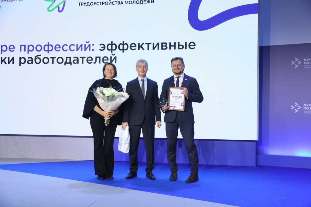 Депутат Игорь Петухов: «Победа Волгатеха и Красногорского завода «Электродвигатель» на престижном конкурсе — модель для всей России»  